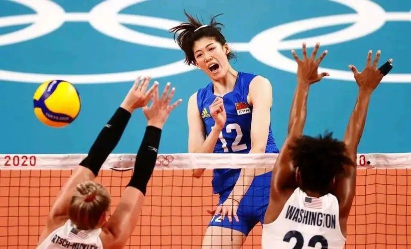 这其实也从侧面反映出当今很多家长并不知道怎么与孩子相处、怎么正确地向孩子传达正确的价值观